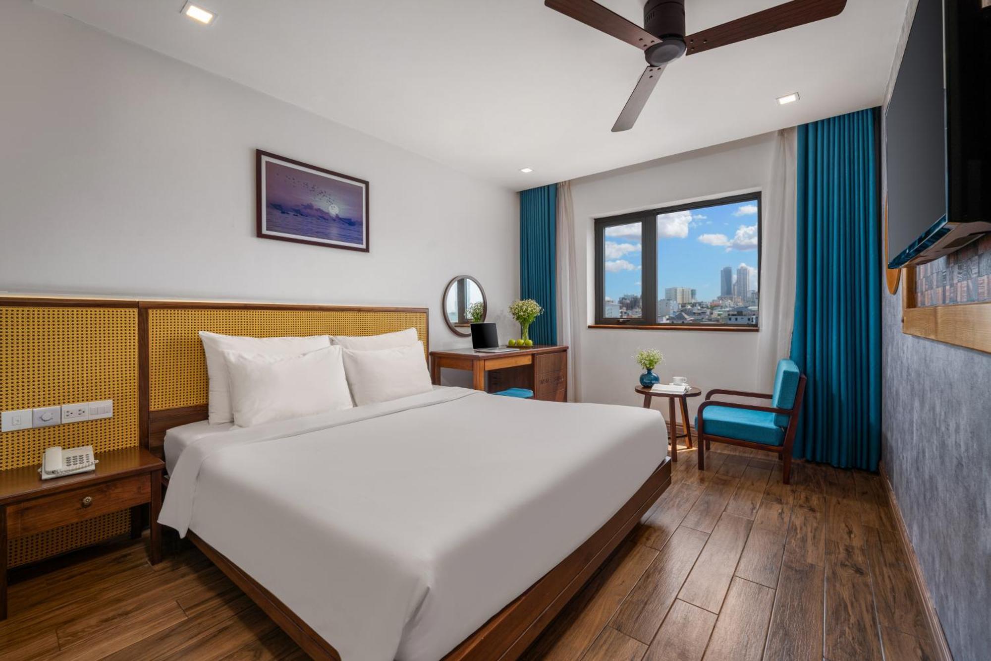 White Boutique 4* Da Nang