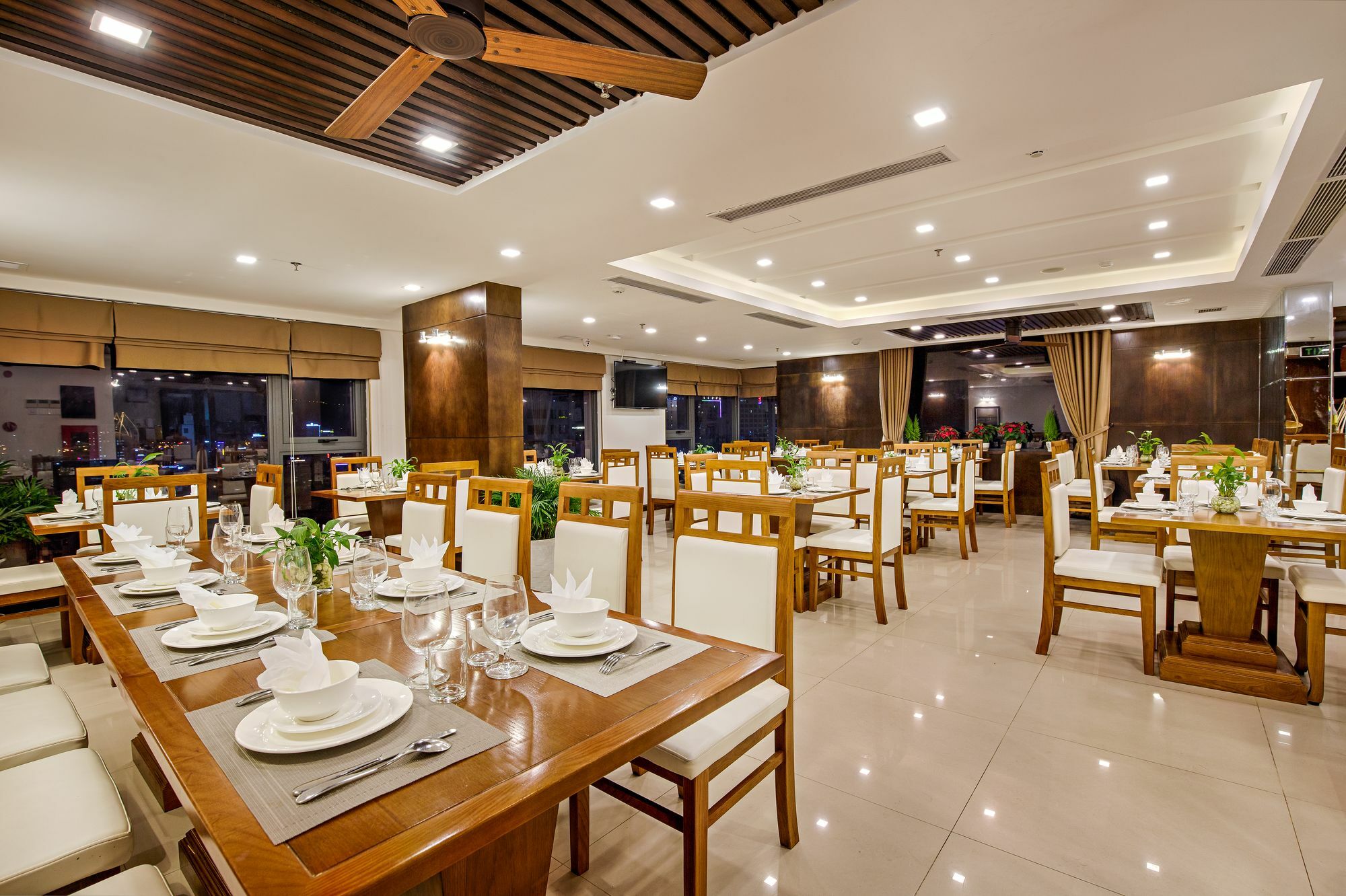 White Boutique 4* Da Nang