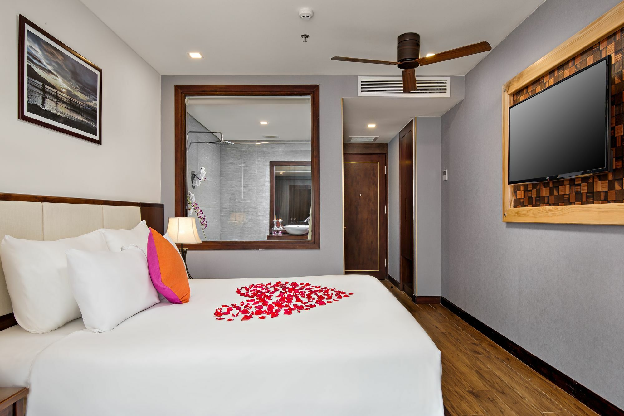 Hotel White Boutique 4*